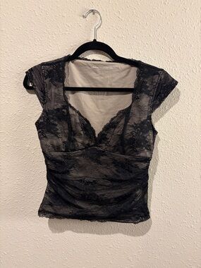 Abercrombie & Fitch Gray Lace-Trim Tee